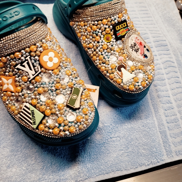 Customized Crocs - Picture 6 of 7